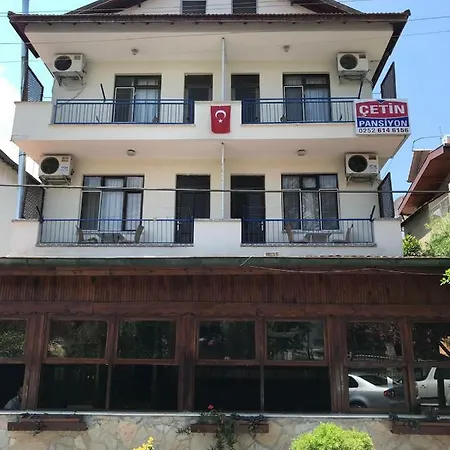 Cetin Vendégház *